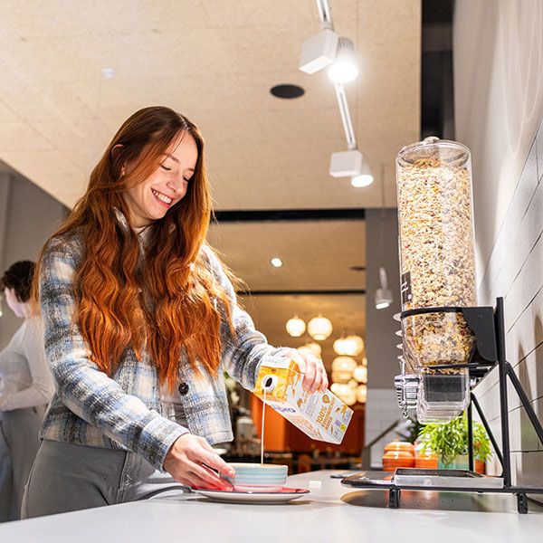 a&o team members working on ESG initiatives